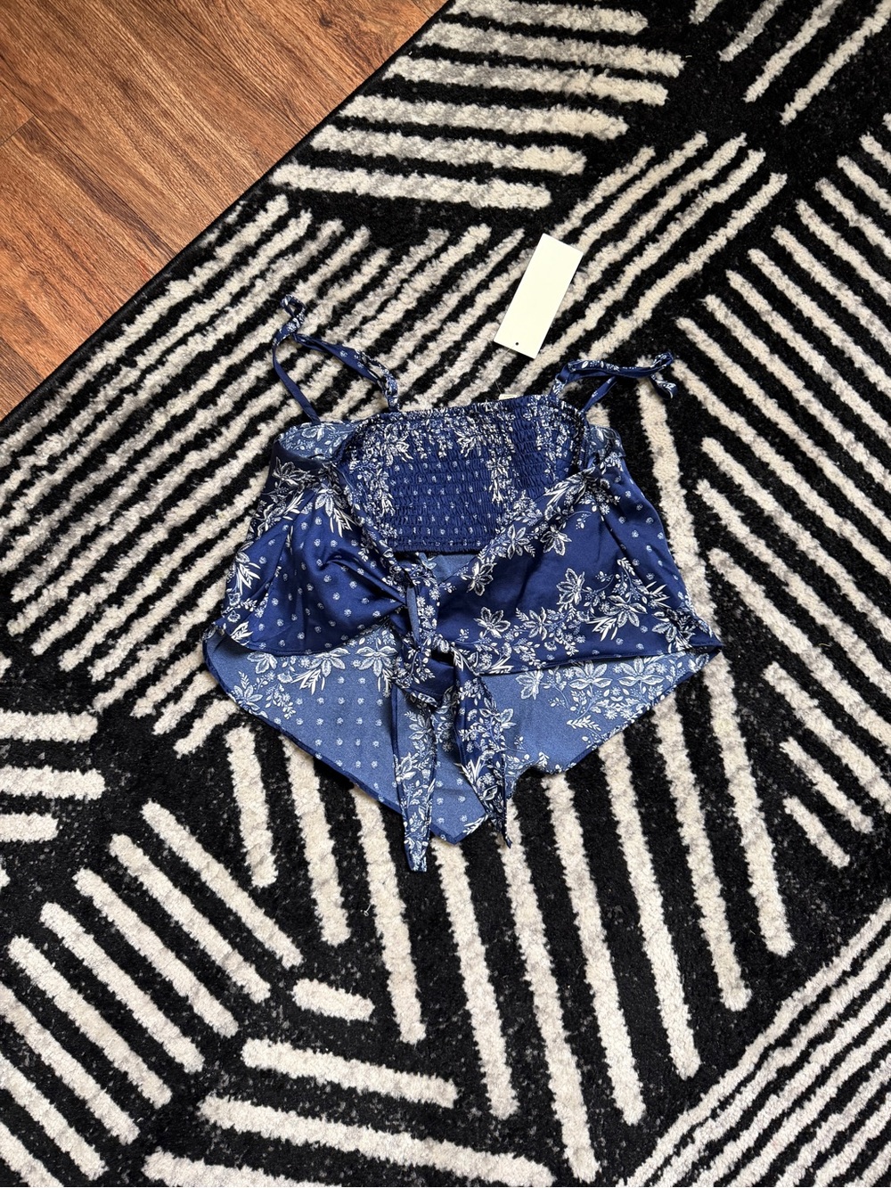 Scarf Top - Picture 5 of 5